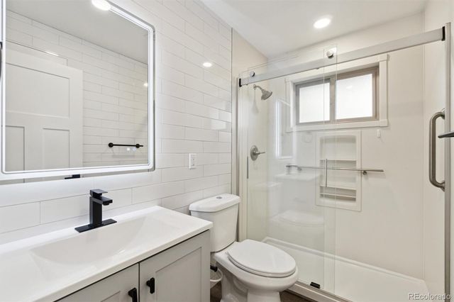 2840 Cottonwood Drive, Denver, CO 80221