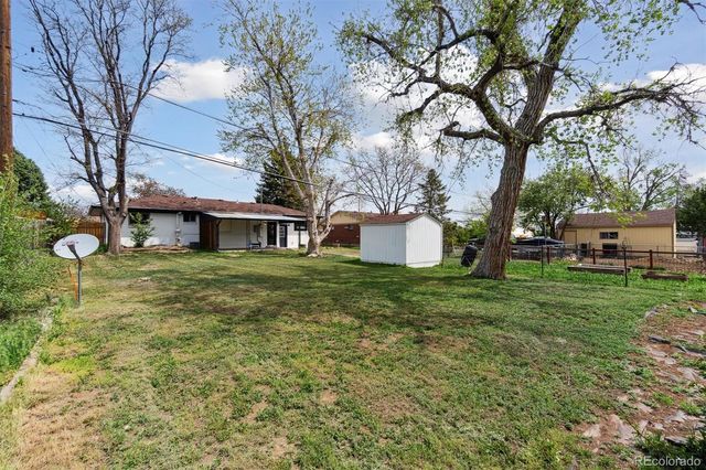 2840 Cottonwood Drive, Denver, CO 80221