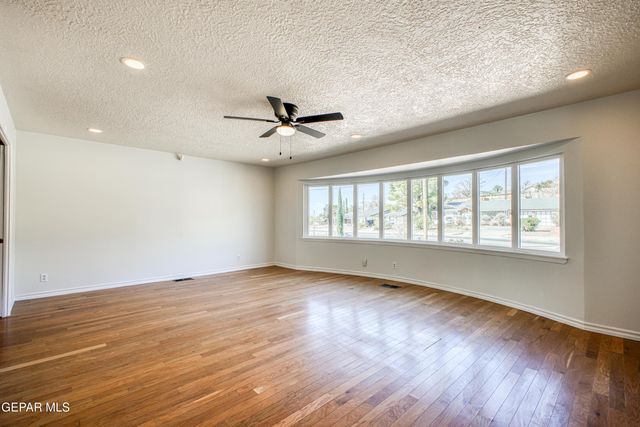 6253 WESTWIND Drive, El Paso, TX 79912