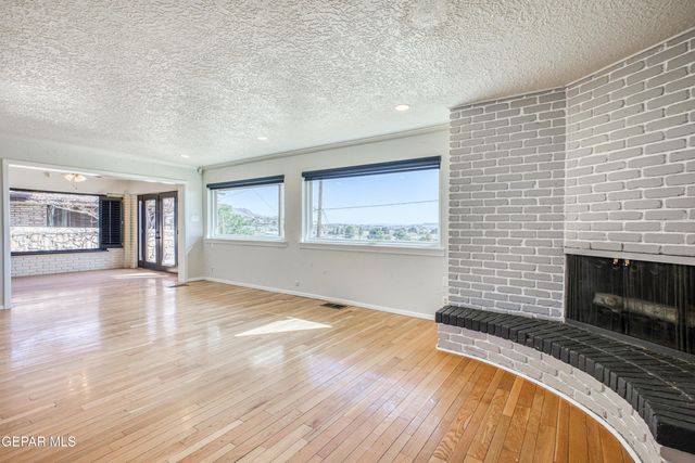 6253 WESTWIND Drive, El Paso, TX 79912