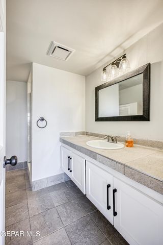 6253 WESTWIND Drive, El Paso, TX 79912