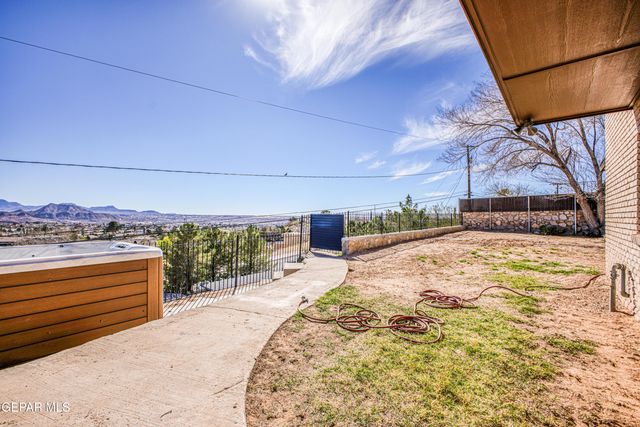 6253 WESTWIND Drive, El Paso, TX 79912