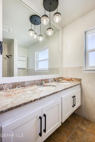 6253 WESTWIND Drive, El Paso, TX 79912