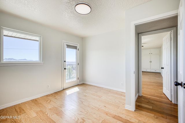 6253 WESTWIND Drive, El Paso, TX 79912