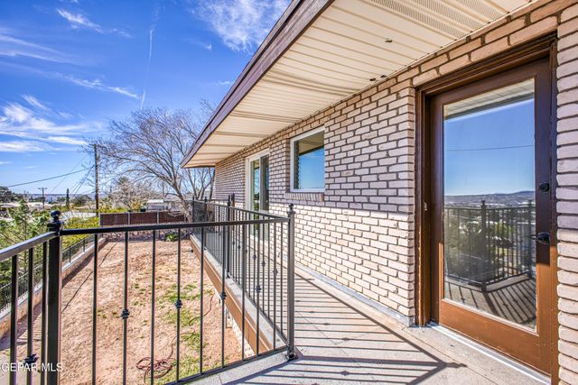 6253 WESTWIND Drive, El Paso, TX 79912