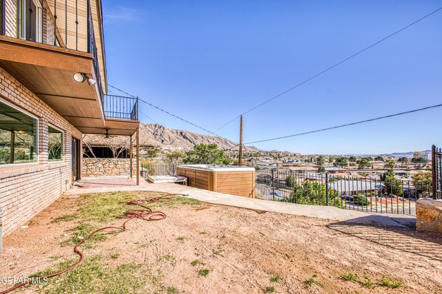 6253 WESTWIND Drive, El Paso, TX 79912