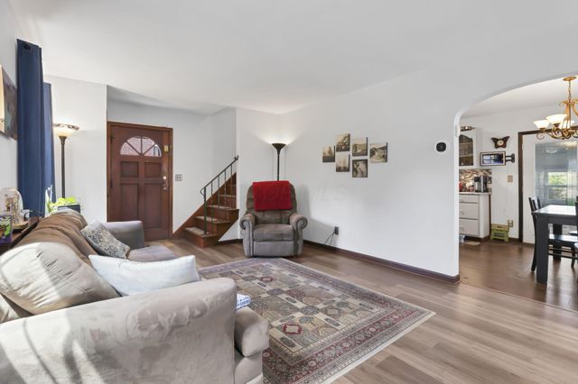 620 Salisbury Road, Columbus, OH 43204
