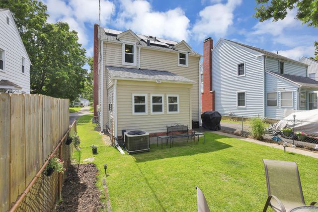 620 Salisbury Road, Columbus, OH 43204