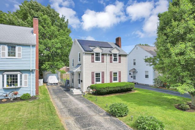 620 Salisbury Road, Columbus, OH 43204