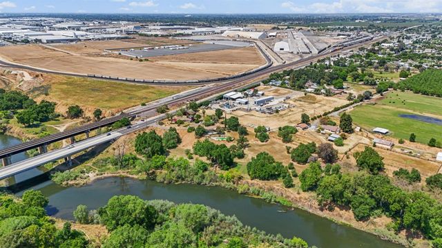 796 Santa Fe Ave, Empire, CA 95319