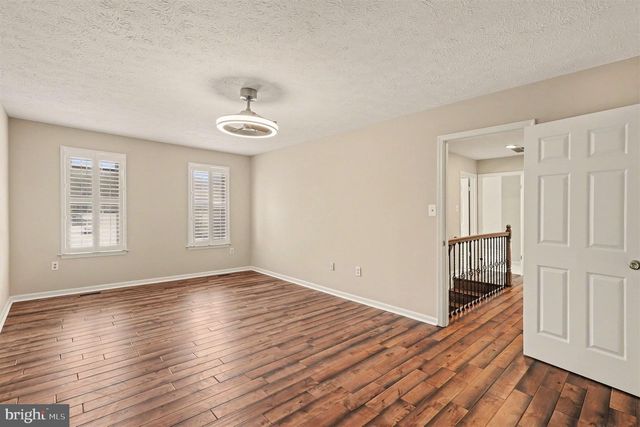 2525 GREEN PINE CT, Waldorf, MD 20601