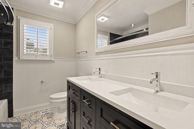 2525 GREEN PINE CT, Waldorf, MD 20601