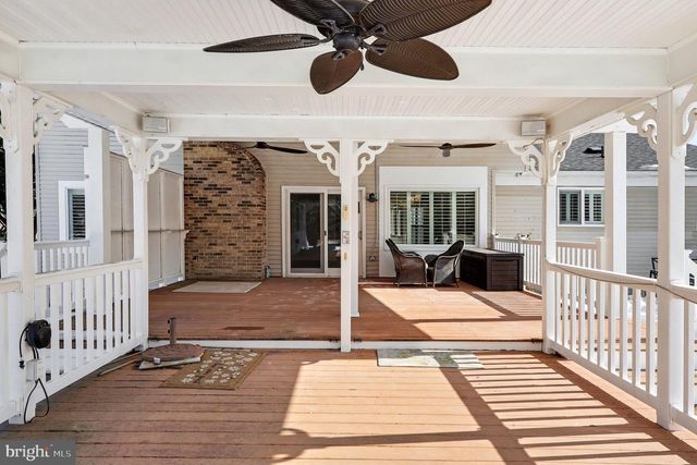 2525 GREEN PINE CT, Waldorf, MD 20601