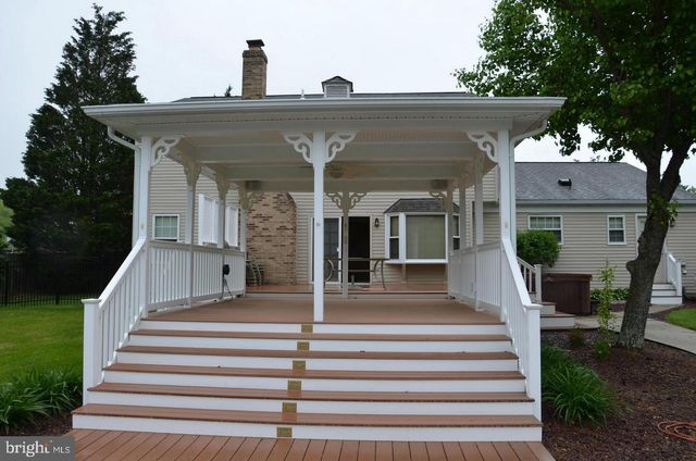 2525 GREEN PINE CT, Waldorf, MD 20601