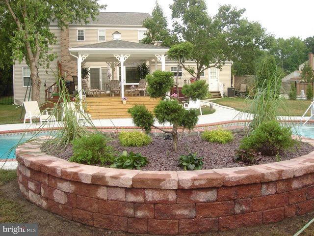 2525 GREEN PINE CT, Waldorf, MD 20601