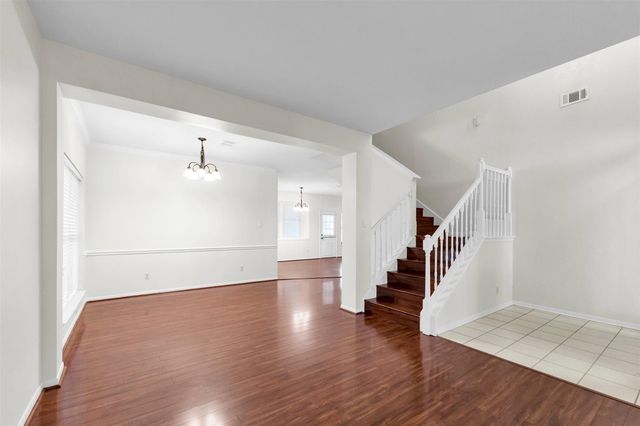 18 Dover Drive, Conroe, TX 77304
