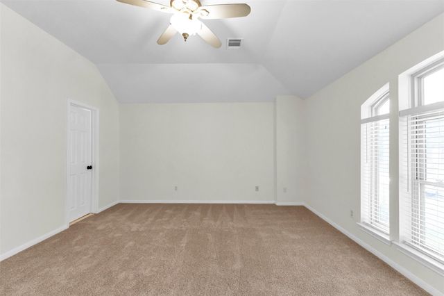 18 Dover Drive, Conroe, TX 77304
