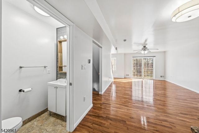 4 C Lily Court 4C, Roselle Boro, NJ 07203