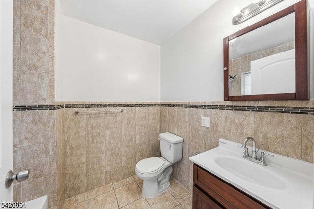 4 C Lily Court 4C, Roselle Boro, NJ 07203