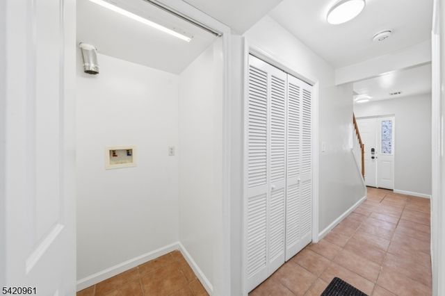 4 C Lily Court 4C, Roselle Boro, NJ 07203