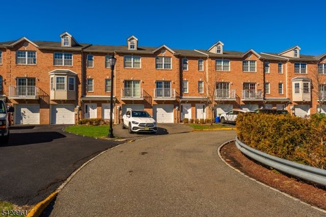 4 C Lily Court 4C, Roselle Boro, NJ 07203