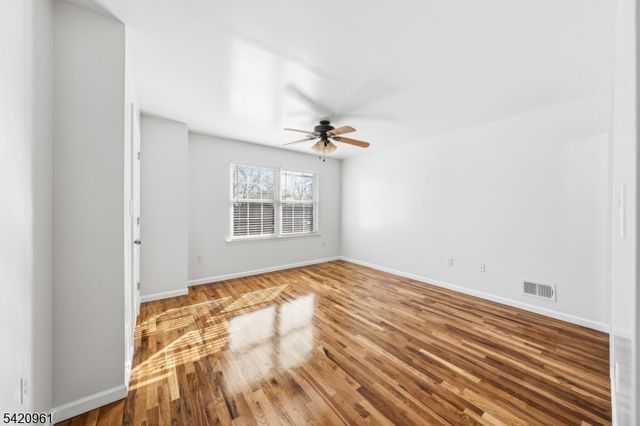 4 C Lily Court 4C, Roselle Boro, NJ 07203