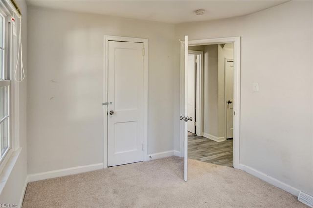 11 Roberts CT, Portsmouth, VA 23701