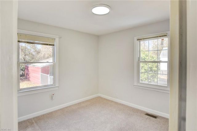 11 Roberts CT, Portsmouth, VA 23701