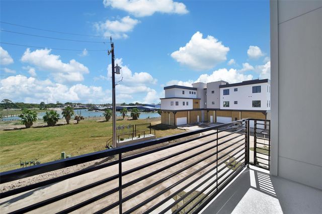 4408 Tucker Lane, Seabrook, TX 77586