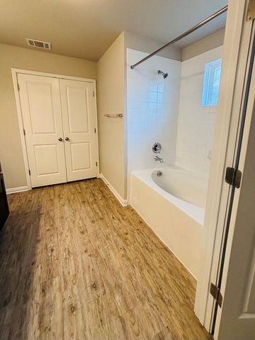 1414 Walden Pond DR, Pflugerville, TX 78660
