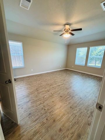 1414 Walden Pond DR, Pflugerville, TX 78660
