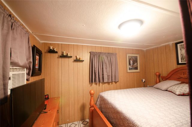 422 Barbara Drive, Somerville, TX 77879