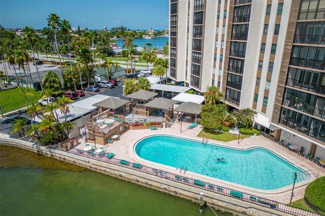 10355 PARADISE BOULEVARD 113, Treasure Island, FL 33706