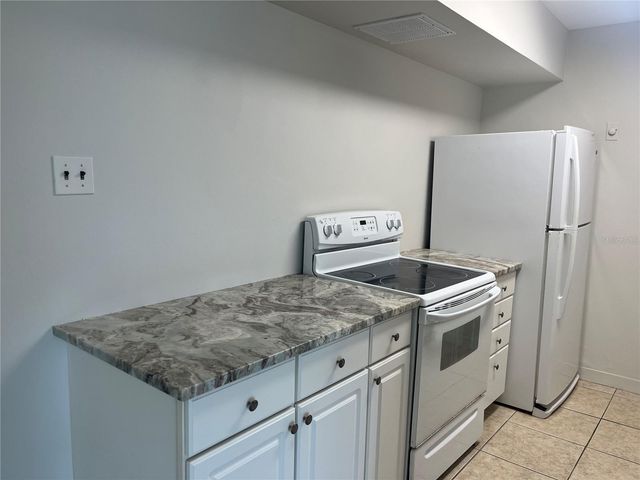 10355 PARADISE BOULEVARD 113, Treasure Island, FL 33706