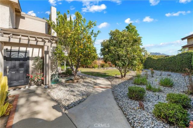 758 Avenida Loma Portal, Newbury Park, CA 91320