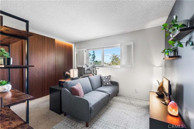 758 Avenida Loma Portal, Newbury Park, CA 91320