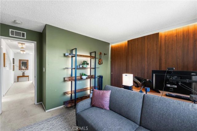 758 Avenida Loma Portal, Newbury Park, CA 91320