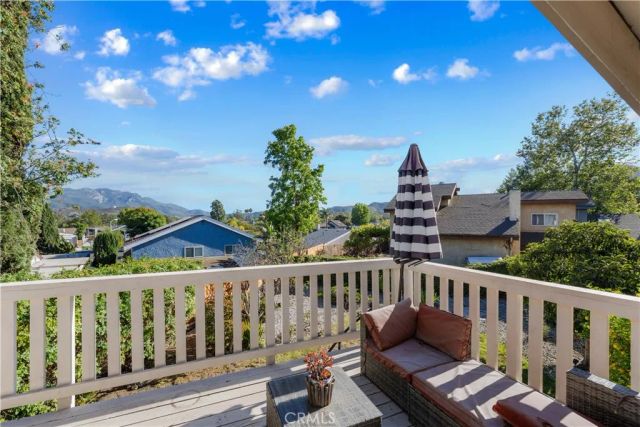 758 Avenida Loma Portal, Newbury Park, CA 91320