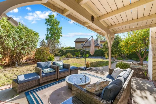 758 Avenida Loma Portal, Newbury Park, CA 91320