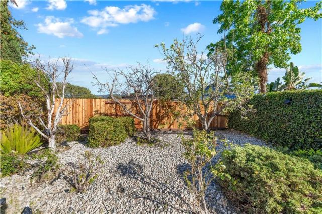 758 Avenida Loma Portal, Newbury Park, CA 91320
