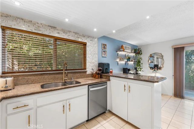 758 Avenida Loma Portal, Newbury Park, CA 91320