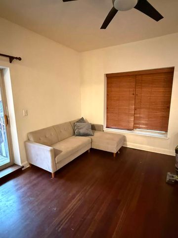 811 W Lill Avenue 101, Chicago, IL 60614