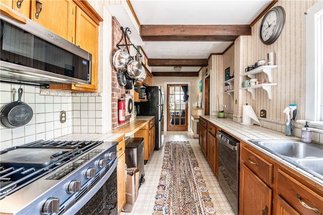 3428 West Shore Road, Warwick, RI 02886