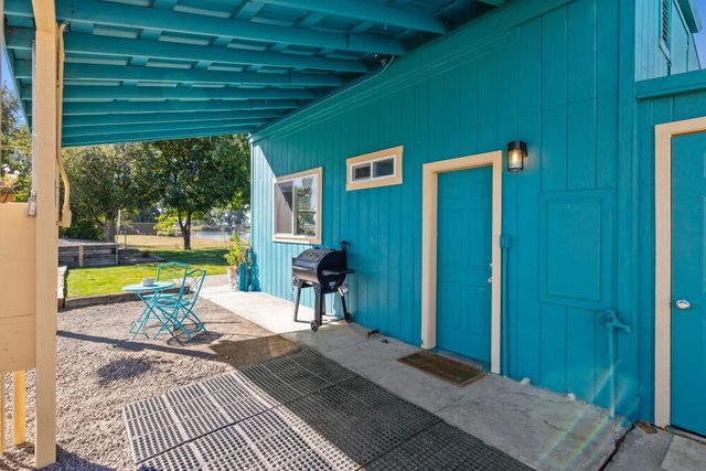 32314 Rivers Drive, Chiloquin, OR 97624