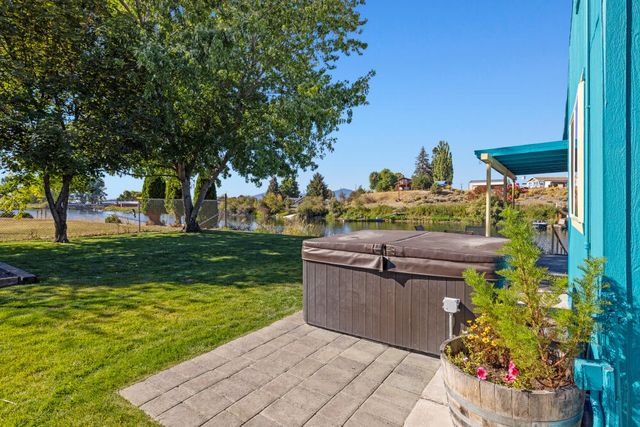 32314 Rivers Drive, Chiloquin, OR 97624