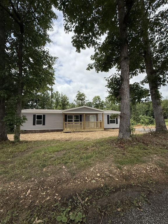 262 Virgil Deckard Road, Red Boiling Springs, TN 37150
