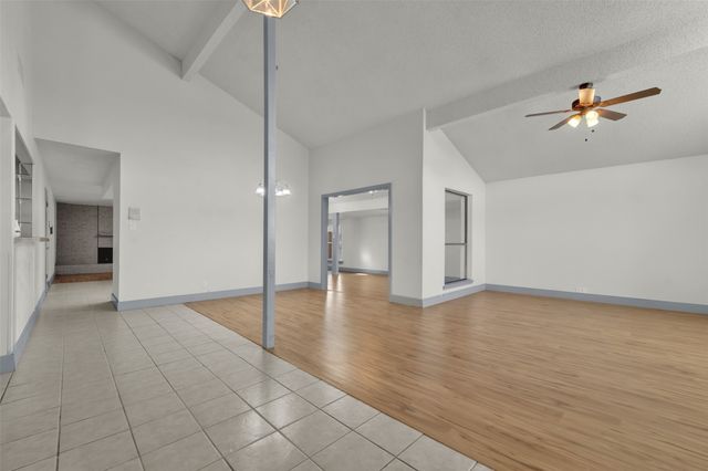 6800 Eagle Rock Drive, Fort Worth, TX 76133