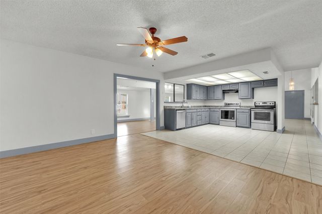 6800 Eagle Rock Drive, Fort Worth, TX 76133