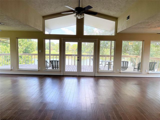 20527 Rio Villa Drive, Houston, TX 77049