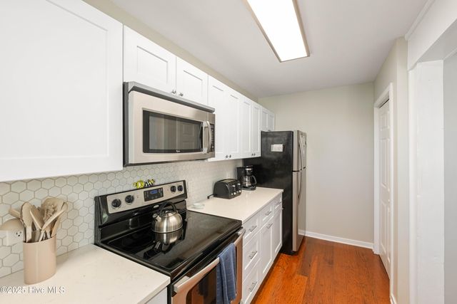 219 N Bald Head Wynd 12b, Southport, NC 28461